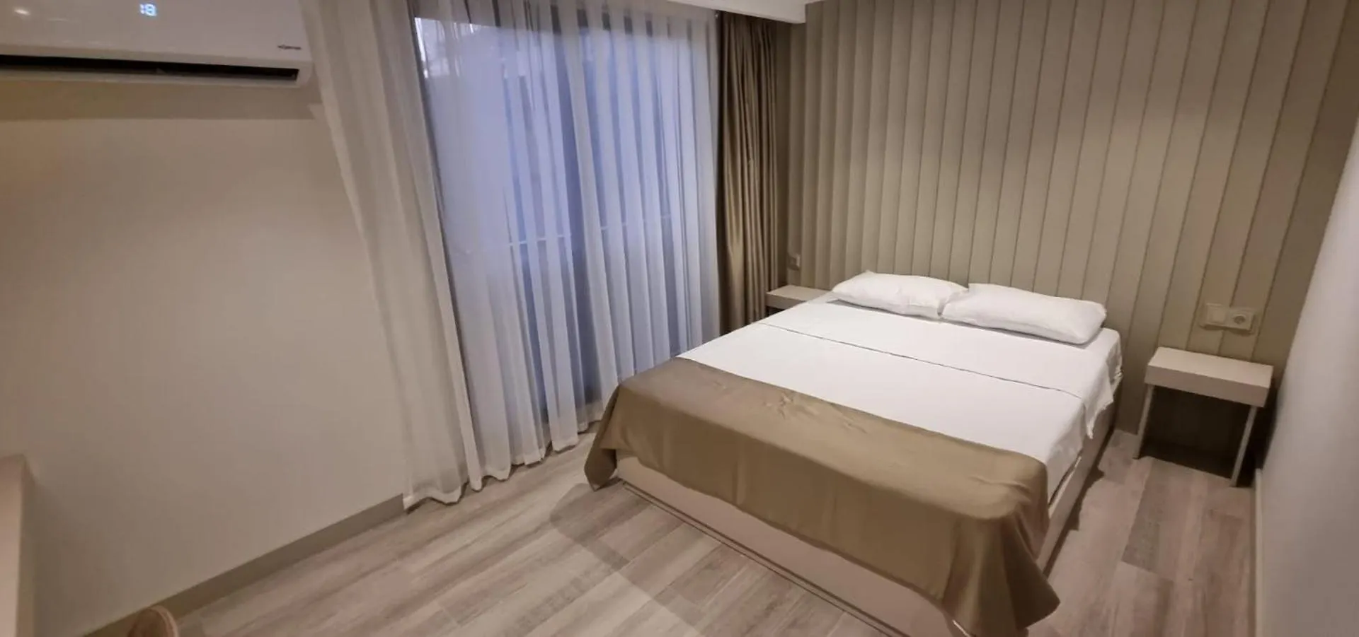 Mad Inn Lara Antalya